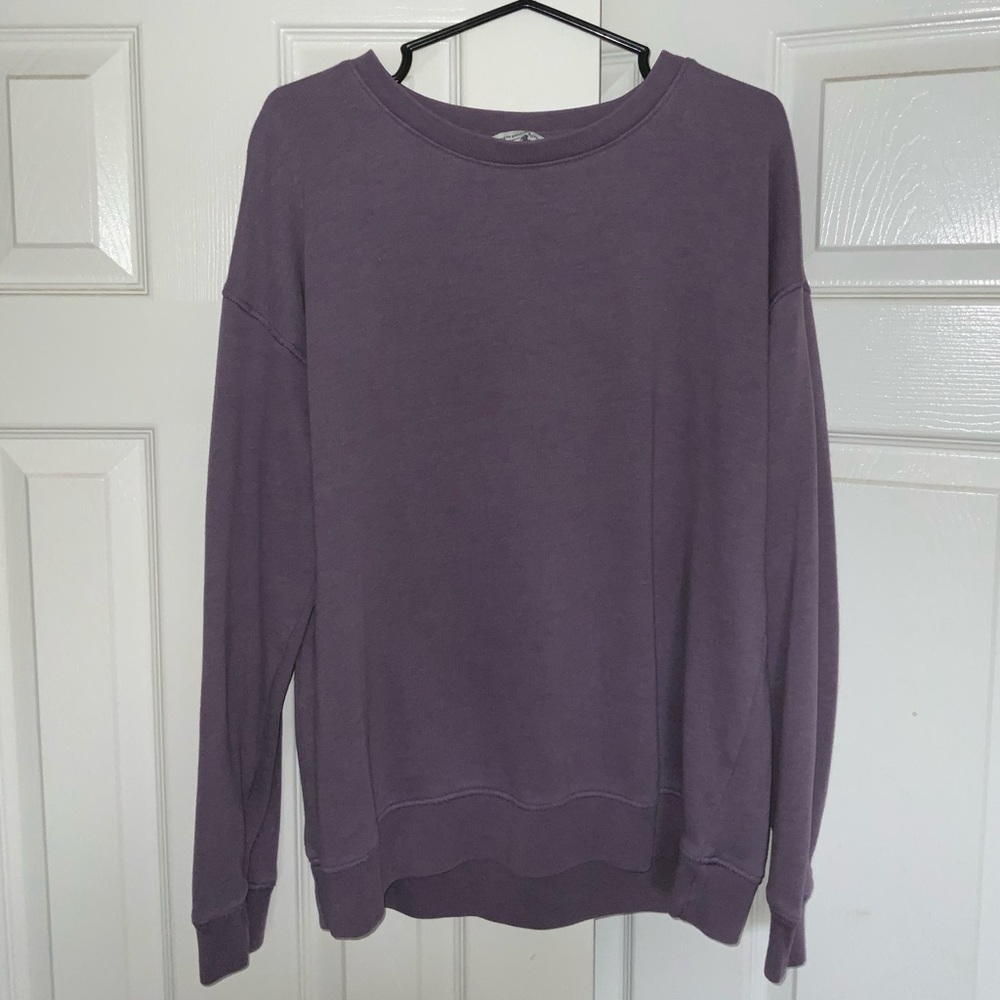 AMERICAN EAFLE CREWNECK SWEATER